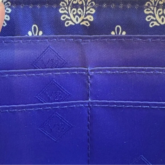 Vera Bradley Romantic Paisley Quilted Zip Around Wallet - Picture 7 of 8